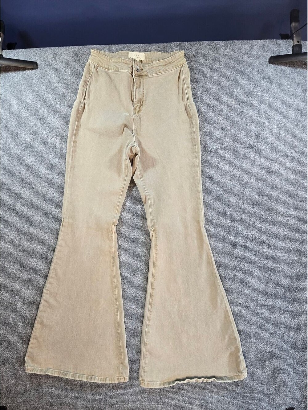 Chelsea & Violet Jeans Womens 27 Tan High Rise Flare Bell Bottom Denim